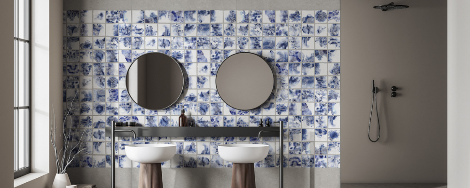 ciment_baño_pared_decorativa_azul_moderno