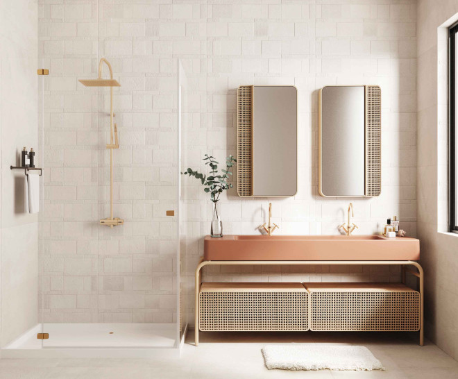 ease_baño_blanco_elegante_moderno_luminoso_pared_relieve