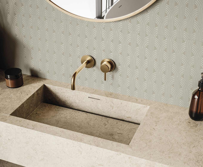 feel_baño_pared_decor_beige_relieve_brillo