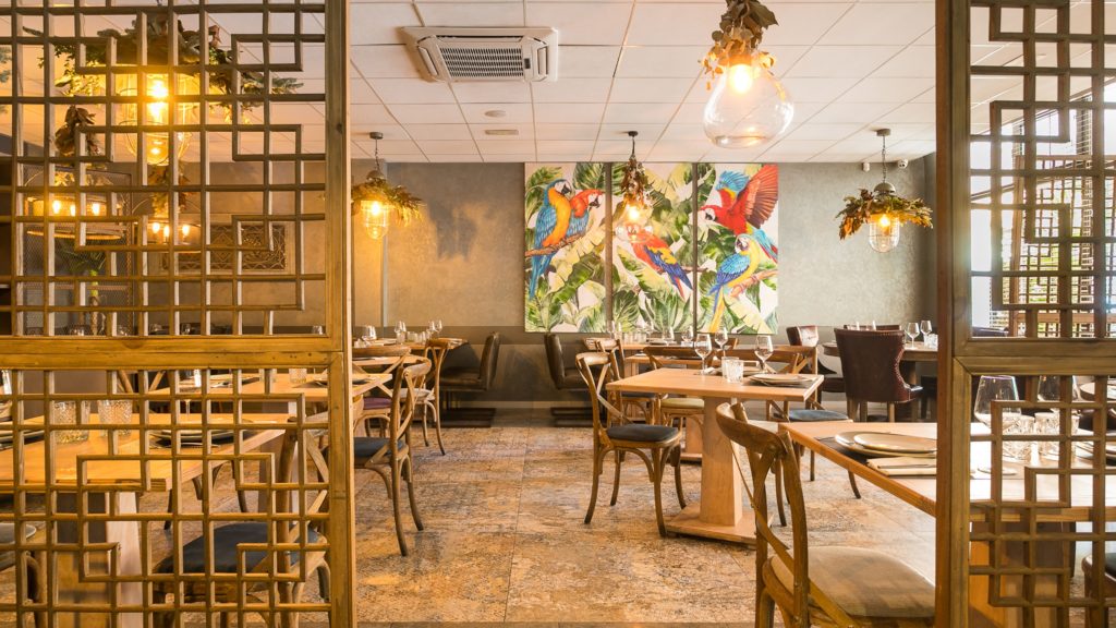 EL LAUREL RESTAURANT Ceramicas Aparici